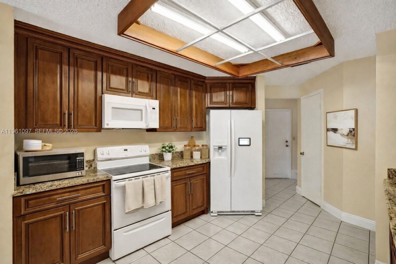 10190 SW 138th Ct, Miami, FL 33186 Photo