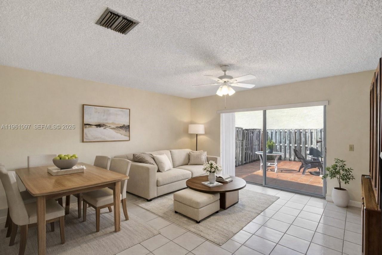 10190 SW 138th Ct, Miami, FL 33186 Photo