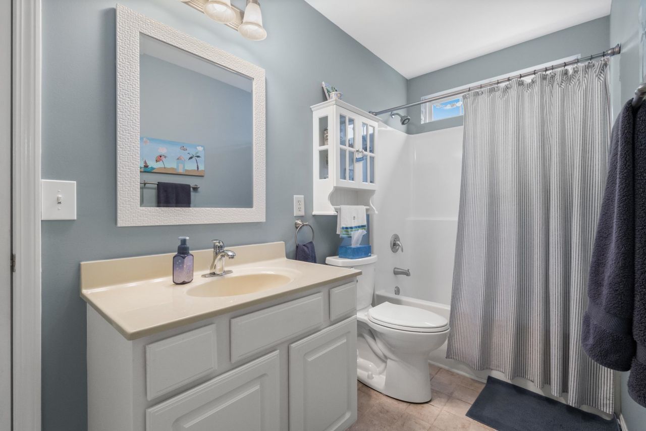 7274 Guinevere Circle Photo 26