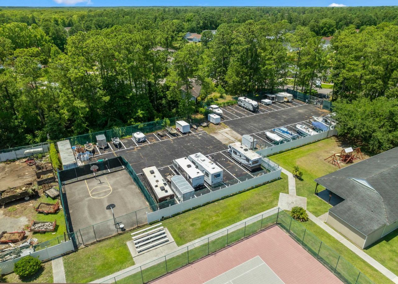 7274 Guinevere Circle Photo 38