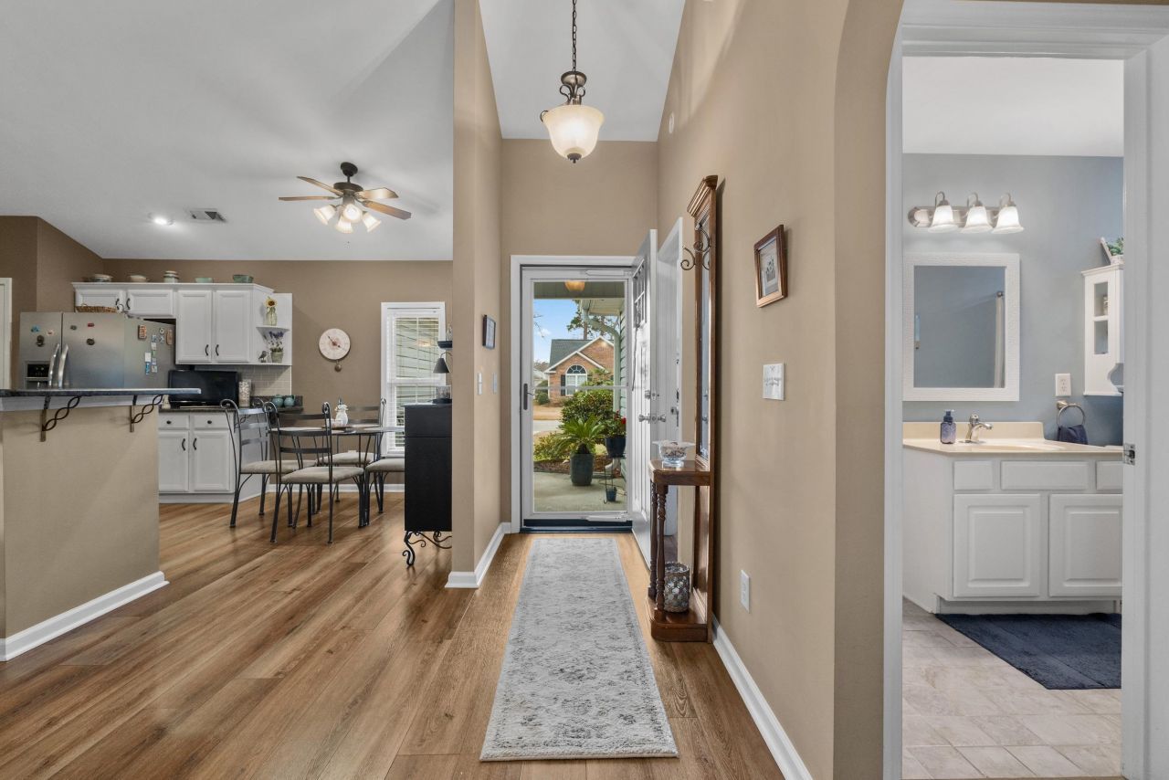 7274 Guinevere Circle Photo 5