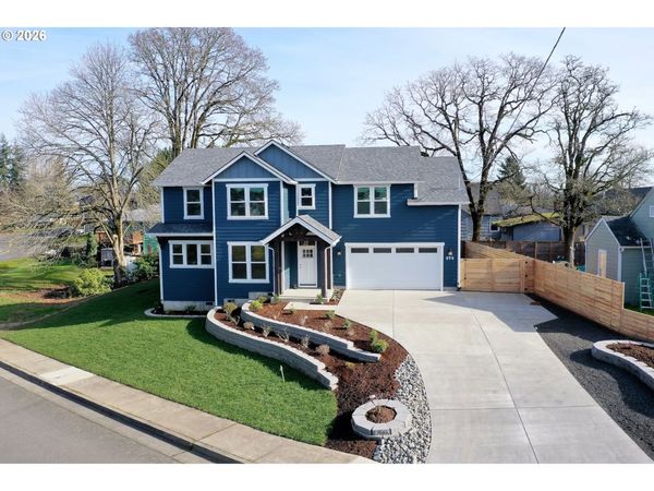 374 N 18TH ST, St. Helens, OR 97051