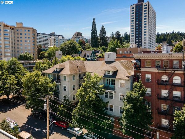 731 SW KING AVE, Unit 16, Portland, OR 97205