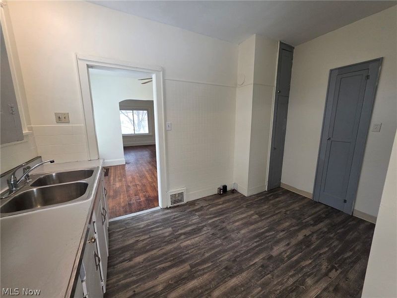 1174 Linden Avenue, Akron, OH 44310 Photo 10