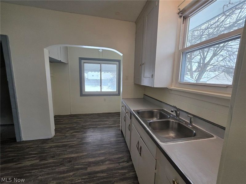 1174 Linden Avenue, Akron, OH 44310 Photo 8