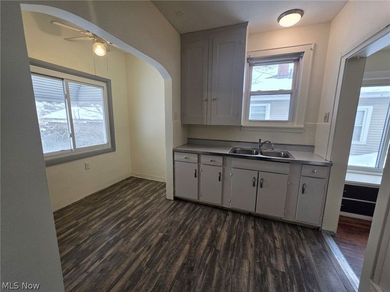 1174 Linden Avenue, Akron, OH 44310 Photo 9