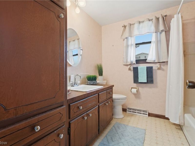 535 W Schultz Avenue, Dalton, OH 44618 Photo 14