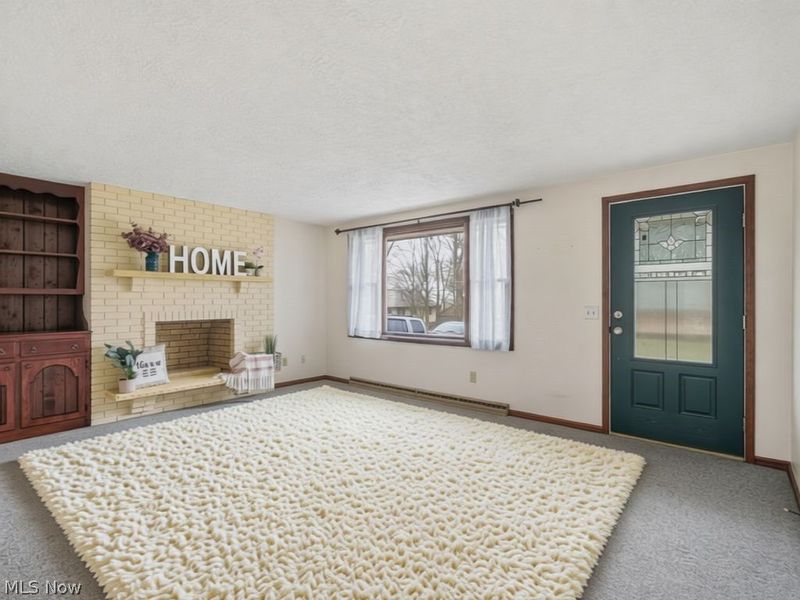 535 W Schultz Avenue, Dalton, OH 44618 Photo 2