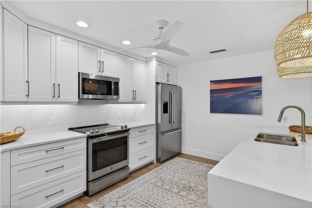 1103 Captains Walk St, Sanibel, FL 33957 Photo