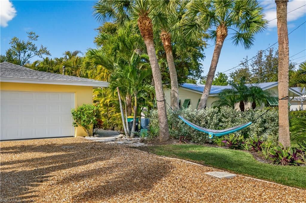 1103 Captains Walk St, Sanibel, FL 33957 Photo