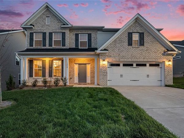 7260 Huntgate Drive, Kernersville, NC 27284