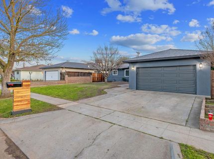 697 E Scott Ave, Fresno, CA 93710 Photo