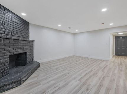 697 E Scott Ave, Fresno, CA 93710 Photo