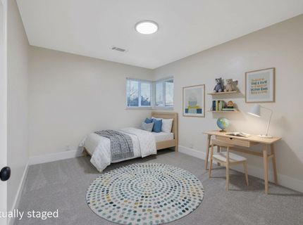 697 E Scott Ave, Fresno, CA 93710 Photo