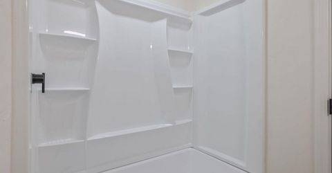 697 E Scott Ave, Fresno, CA 93710 Photo