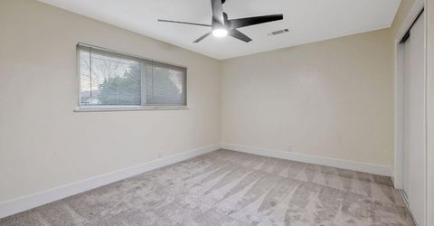 697 E Scott Ave, Fresno, CA 93710 Photo