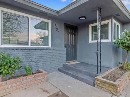697 E Scott Ave, Fresno, CA 93710 Photo
