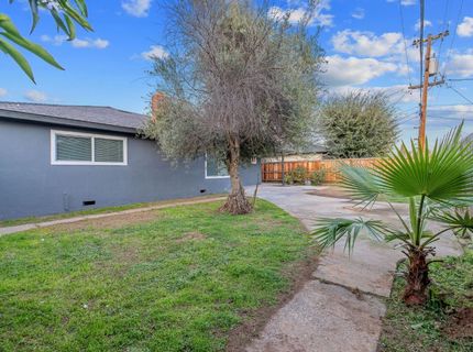 697 E Scott Ave, Fresno, CA 93710 Photo
