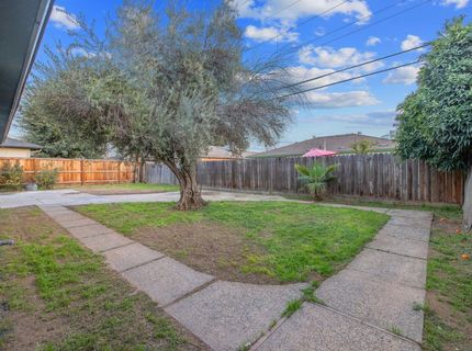 697 E Scott Ave, Fresno, CA 93710 Photo