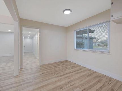 697 E Scott Ave, Fresno, CA 93710 Photo