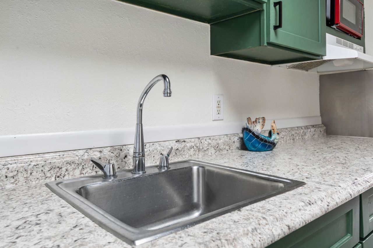 2300 N Ocean Blvd. Photo 23