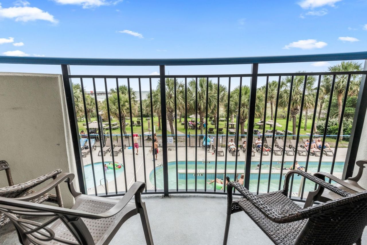 2300 N Ocean Blvd. Photo 37