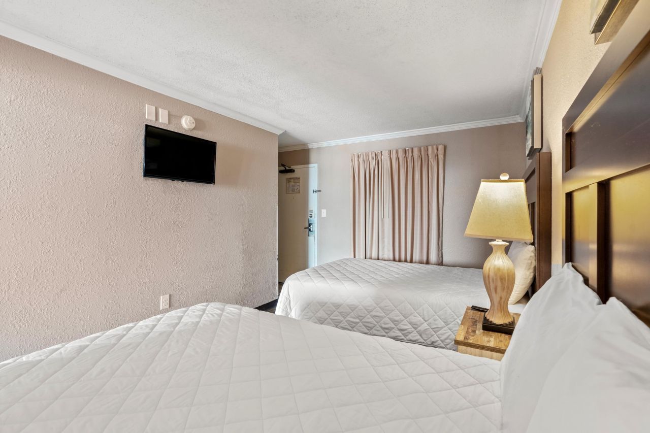 6900 N Ocean Blvd. Photo 7