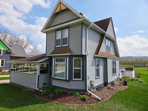 404 W Stevens Avenue, Rushford, MN 55971