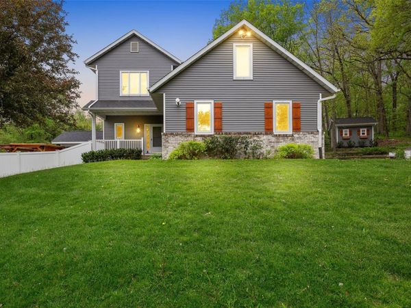 1432 Hickory Hollow Road NE, Solon, IA 52333