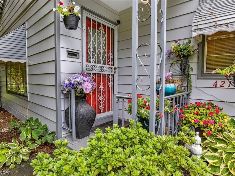 4216 E 162nd Street, Cleveland, OH 44128 Photo 2