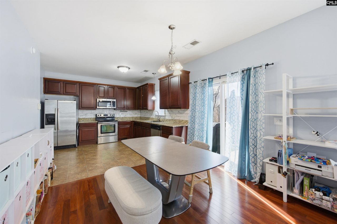 257 Allenbrooke Way Photo 4