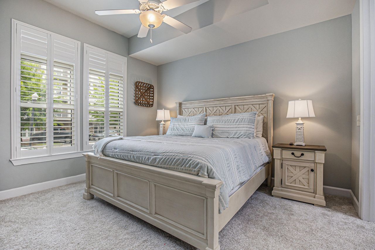 135 Pier View Street Photo 22