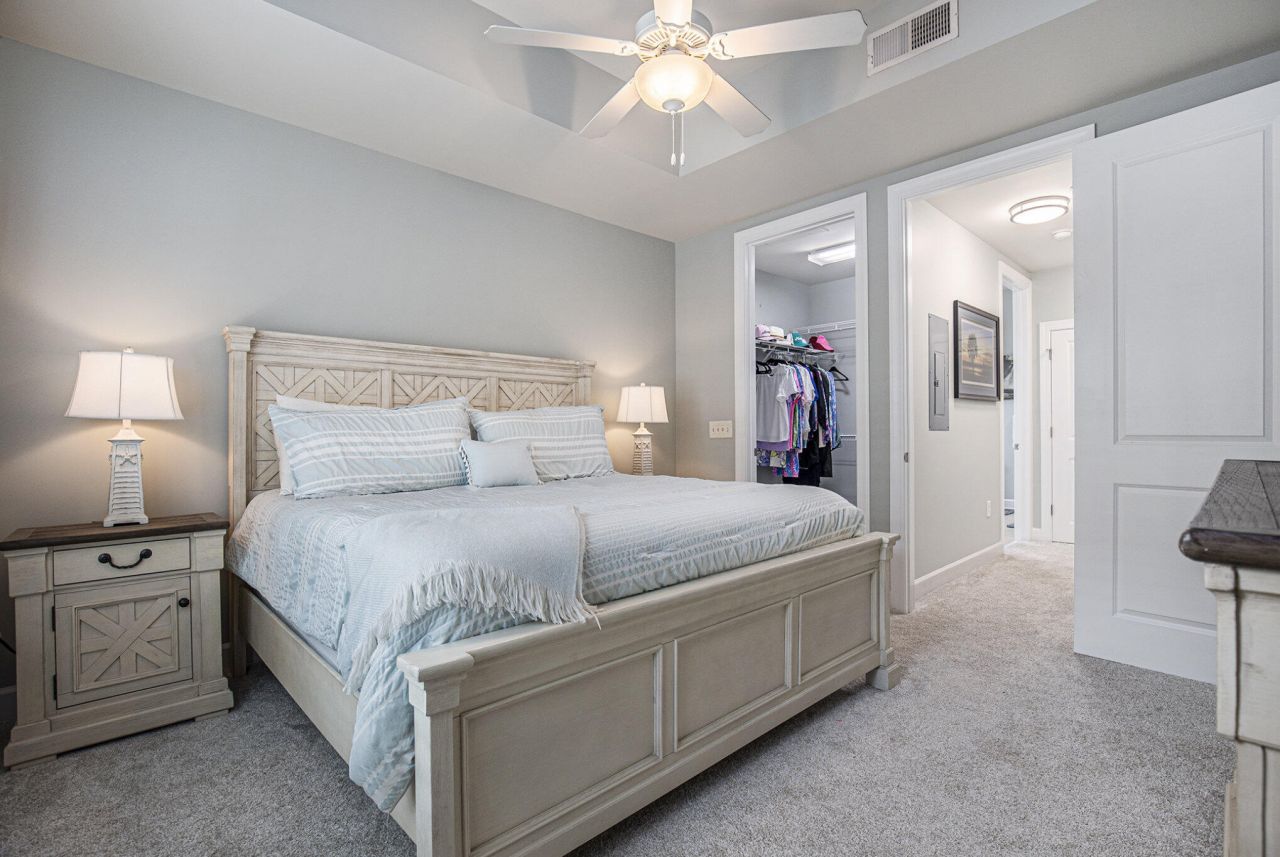 135 Pier View Street Photo 23