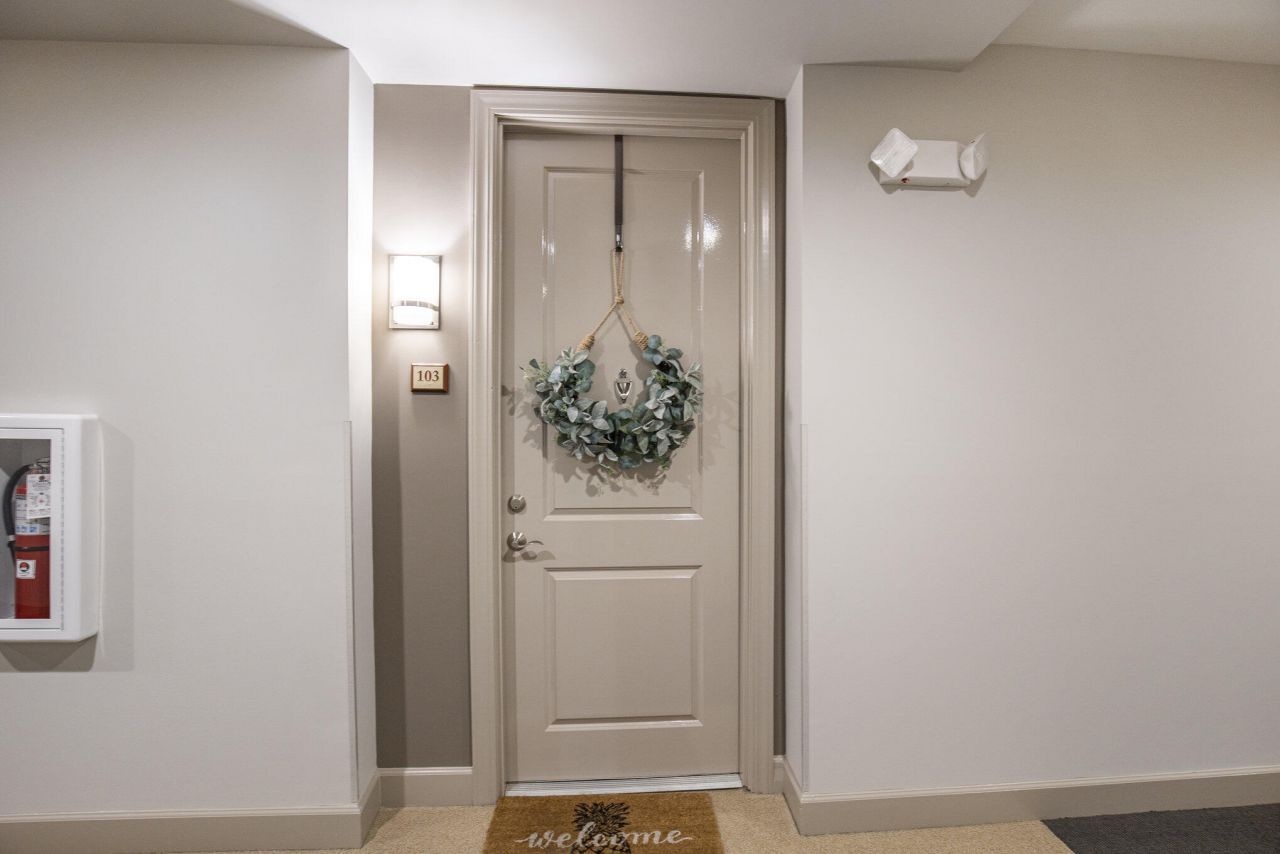 135 Pier View Street Photo 5