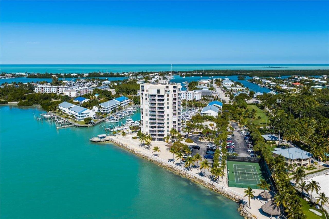 2000 Coco Plum Drive, Unit 601, Marathon, FL 33050 Photo