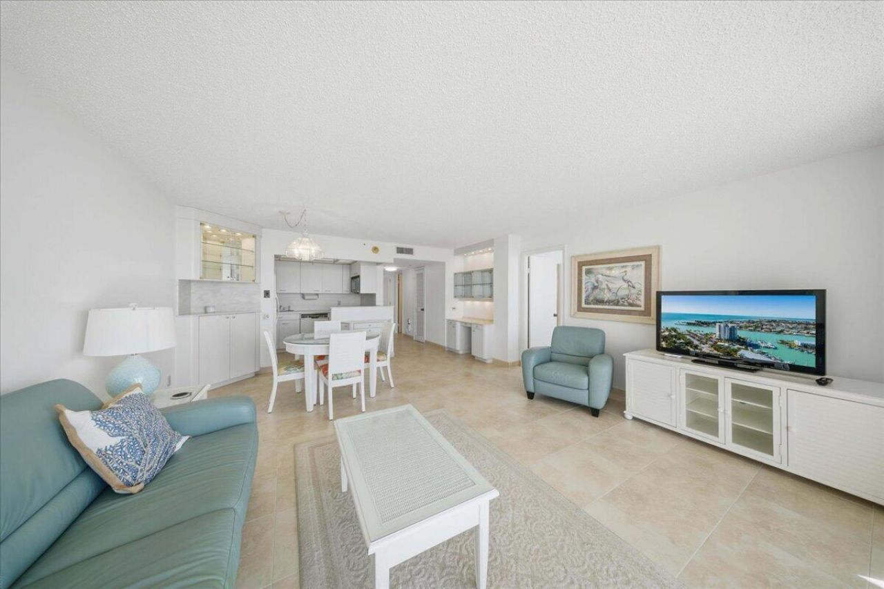 2000 Coco Plum Drive, Unit 601, Marathon, FL 33050 Photo