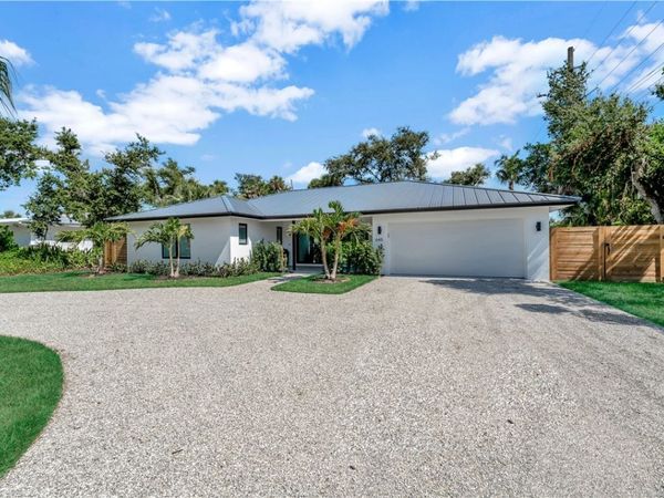 645 Flamevine Lane, Vero Beach, FL 32963