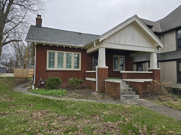 404 N Madriver Street, Bellefontaine, OH 43311