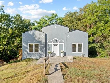 7516 Olive Street, Kansas City, MO 64132