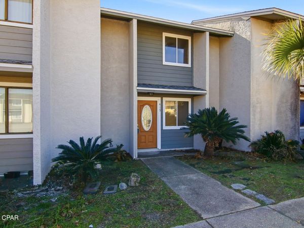 415 Venetian Way, Panama City, FL 32405