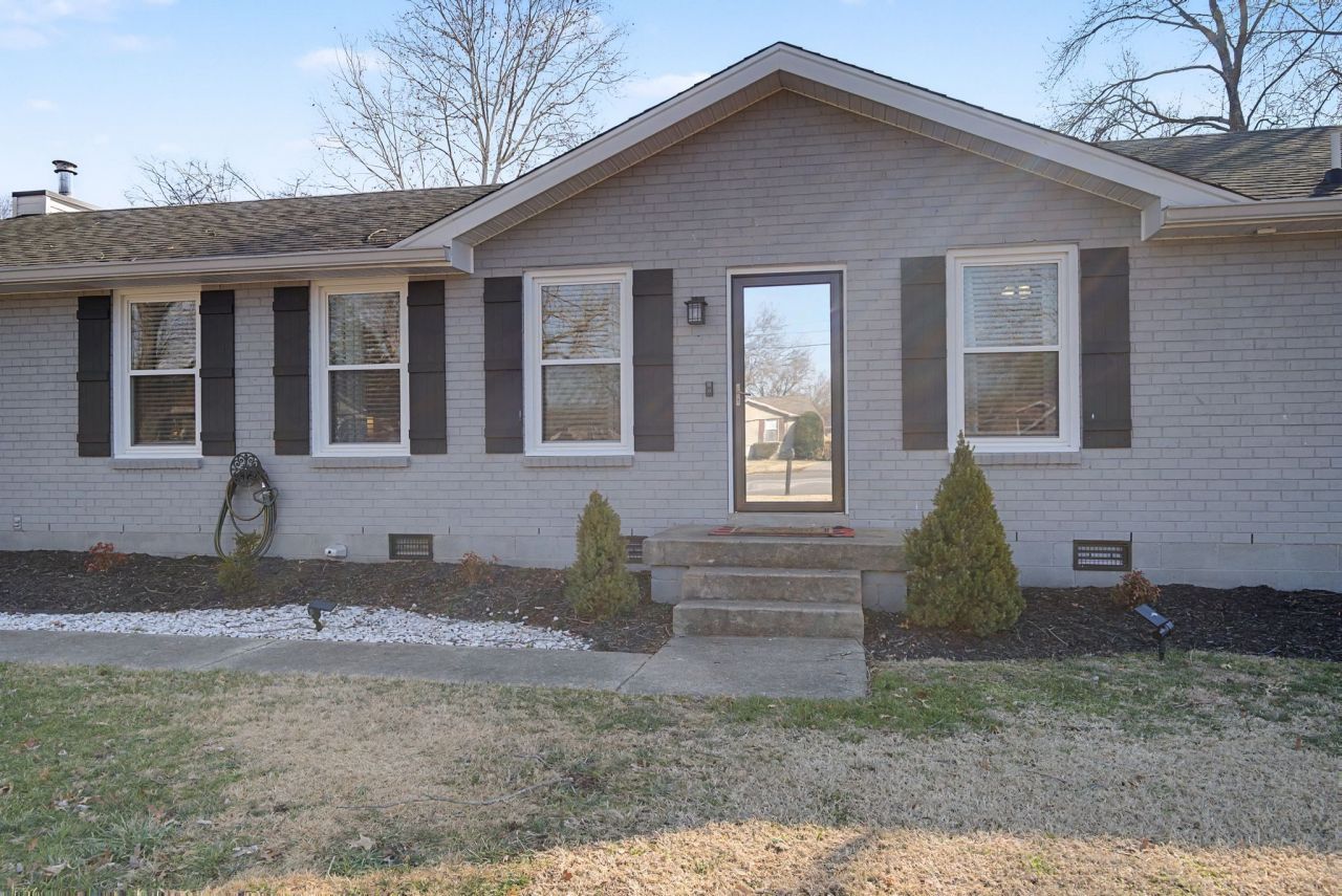 104 Scotch Ct, Hendersonville, TN 37075 Main Photo