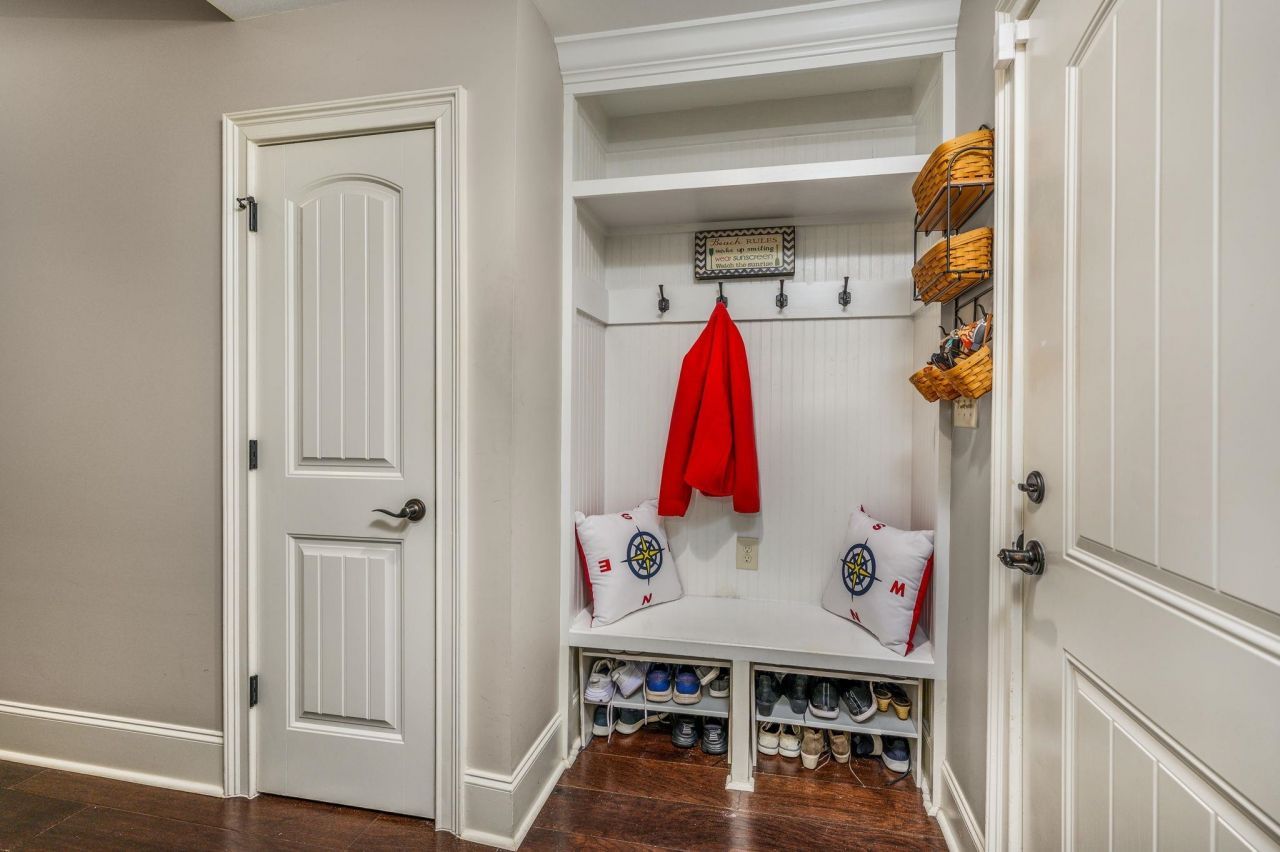 2108 Via Palma Dr. Photo 27