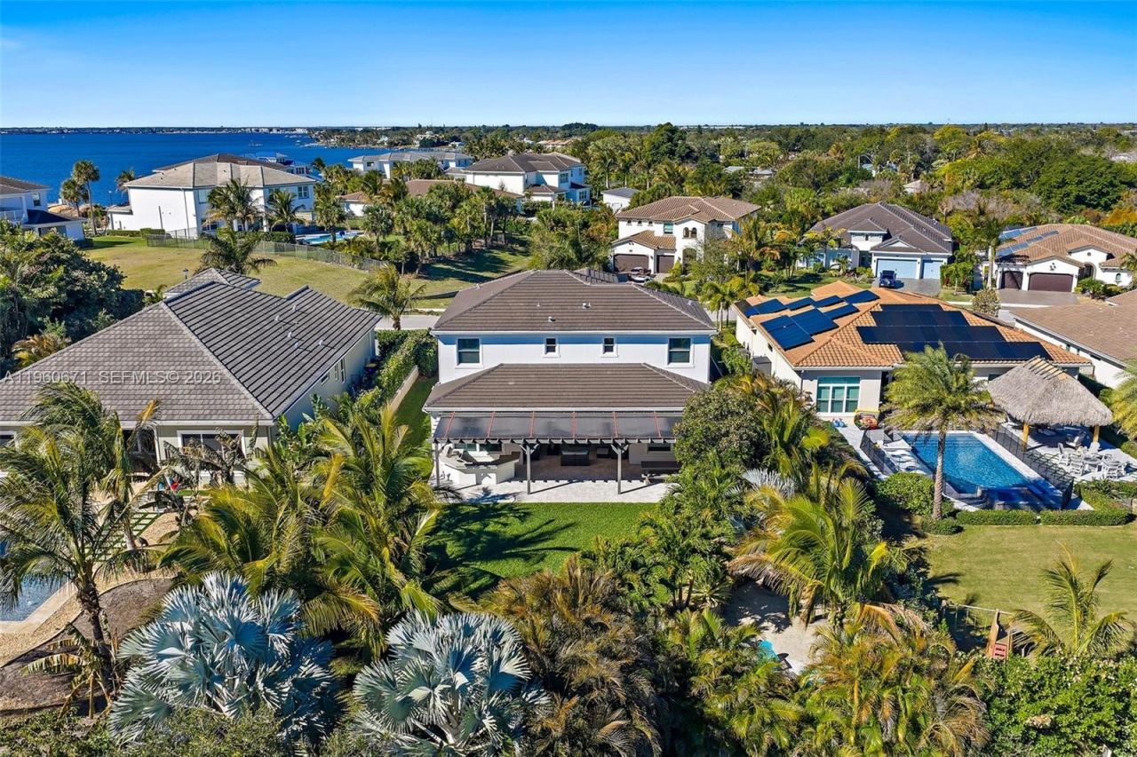 1341 NE Langford Ln, Jensen Beach, FL 34957 Photo