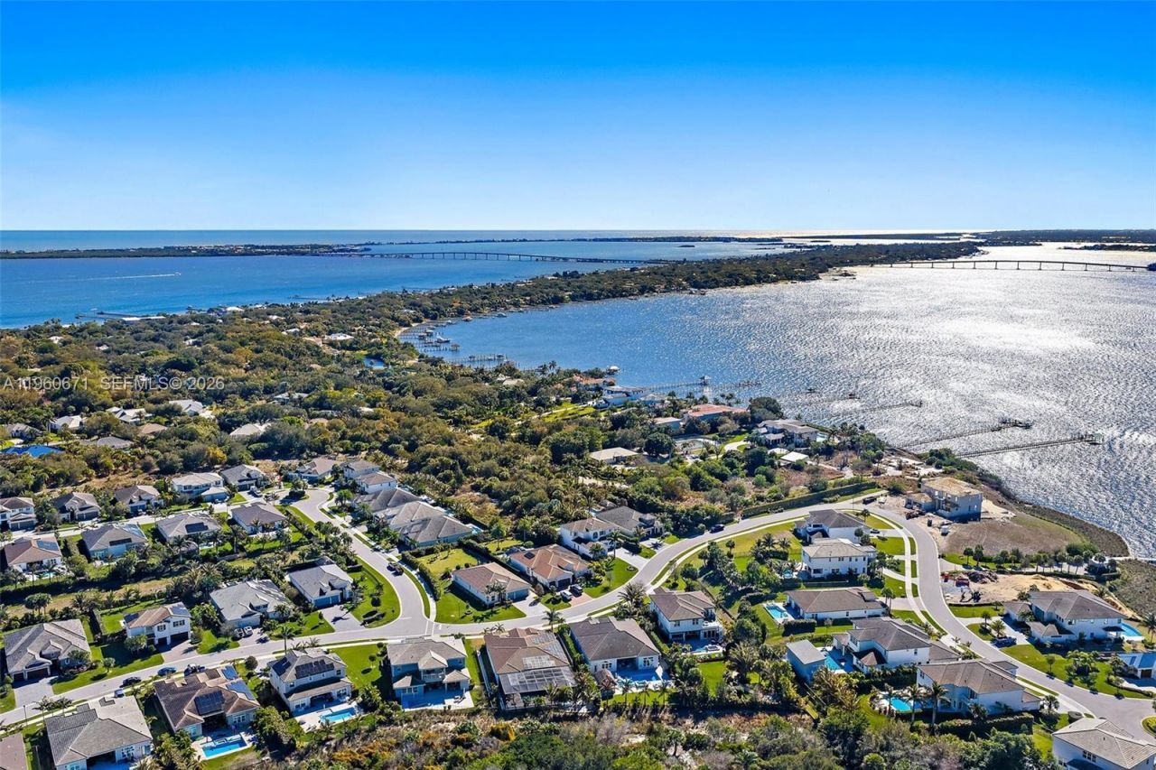 1341 NE Langford Ln, Jensen Beach, FL 34957 Photo