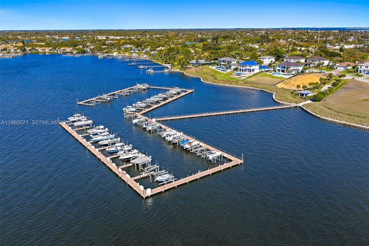 1341 NE Langford Ln, Jensen Beach, FL 34957 Photo