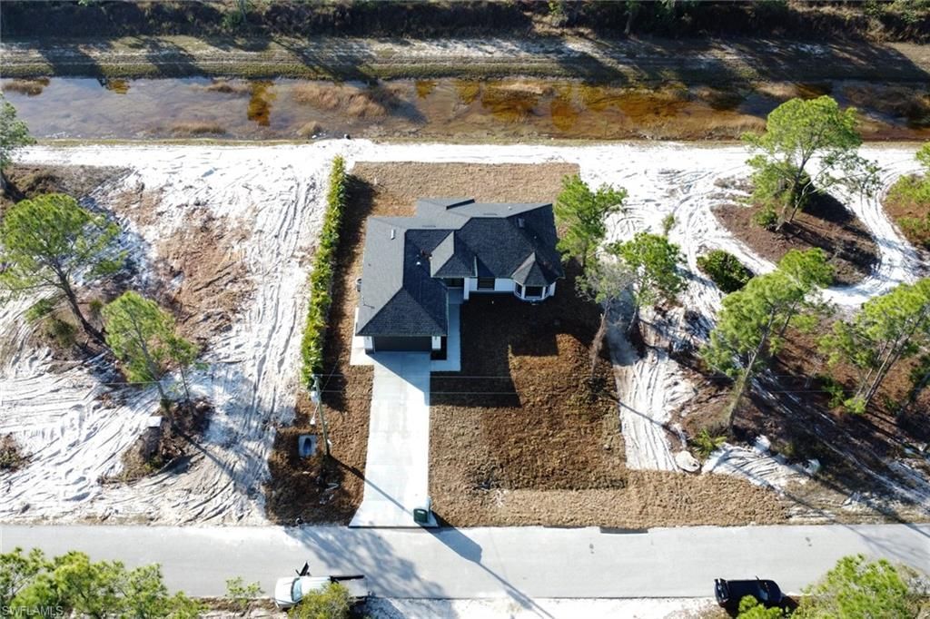 648 Ames St E, Lehigh Acres, FL 33974 Photo