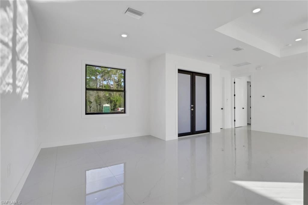 648 Ames St E, Lehigh Acres, FL 33974 Photo