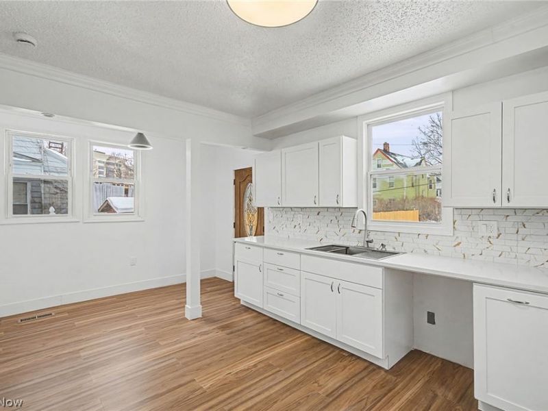 2296 E 97th Street, Cleveland, OH 44106 Photo 23