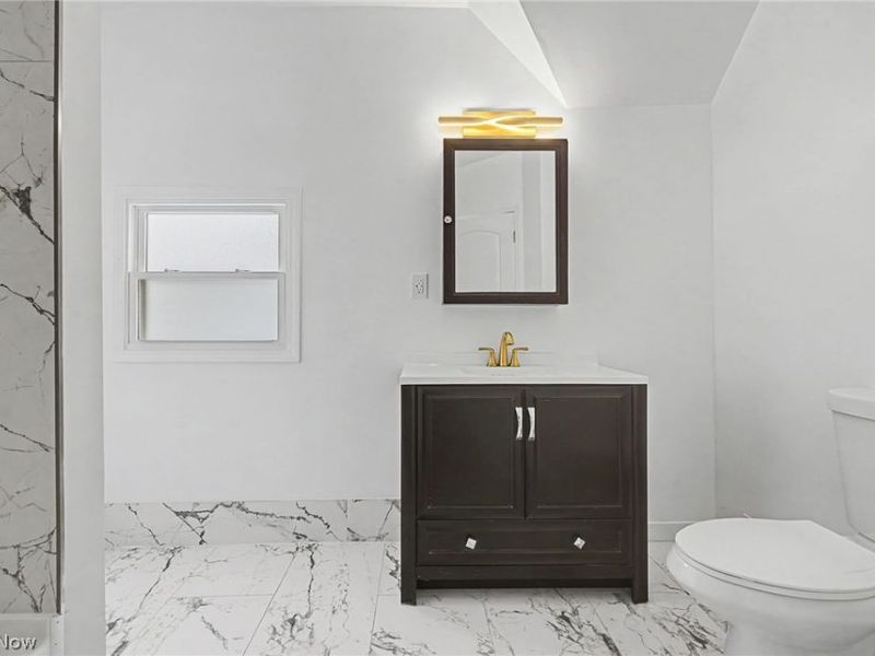 2296 E 97th Street, Cleveland, OH 44106 Photo 39