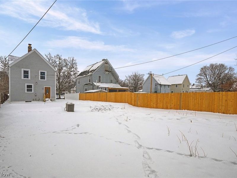 2296 E 97th Street, Cleveland, OH 44106 Photo 47